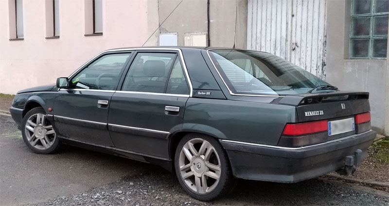 Renault 25