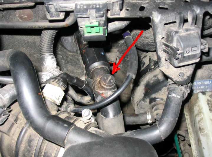 Клапана для спуска воздуха тоже выворачивал Клапана для спуска воздуха тоже выворачивал