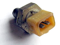 Датчик температуры охлаждающей жидкости (ДТОЖ) Renault с двумя выводами